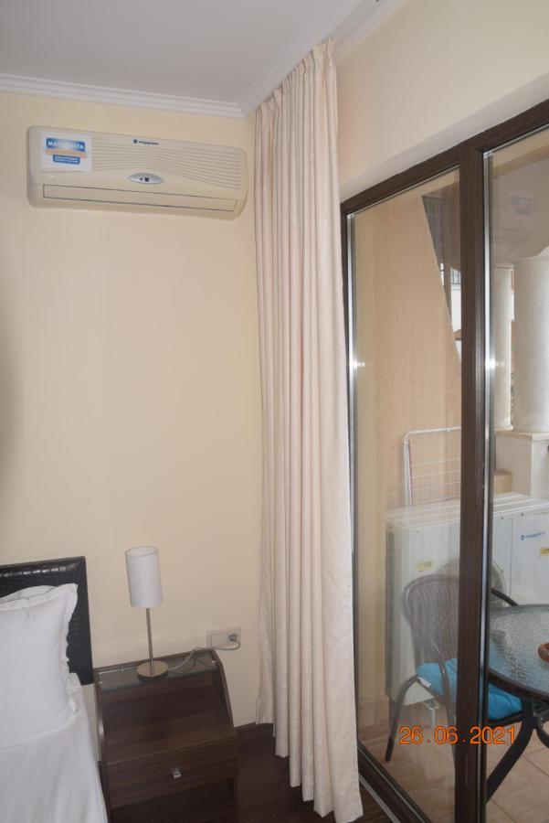 Апартамент Unilux Golden Sands Ngoại thất bức ảnh